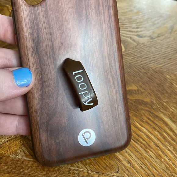 Loopy MAX -iPhone X/Xs -Teakwood color -Matte - Picture 6 of 6